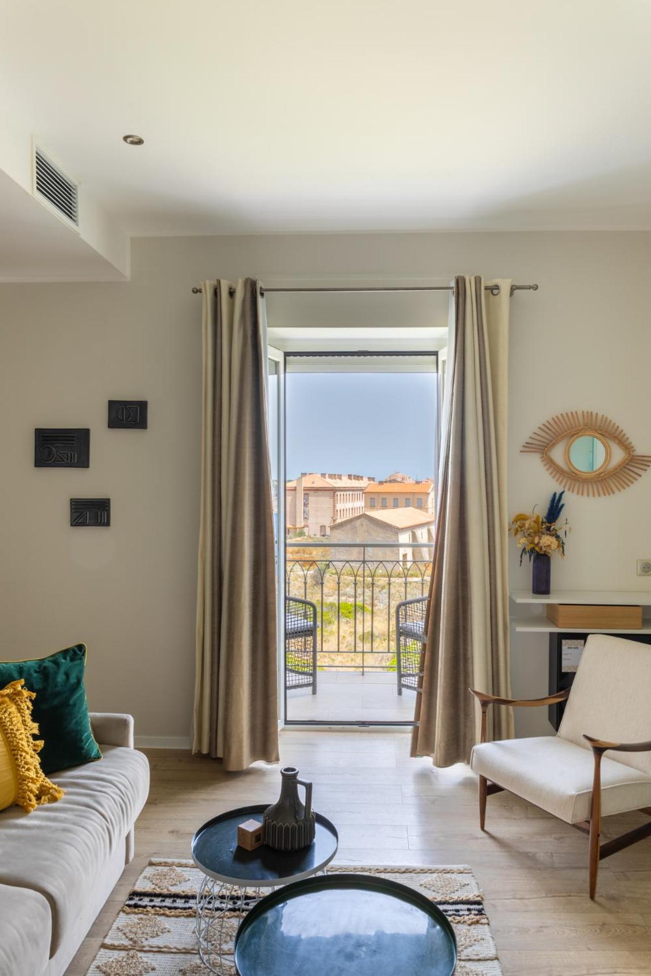 Santateresa Hotel Бонифачо Екстериор снимка